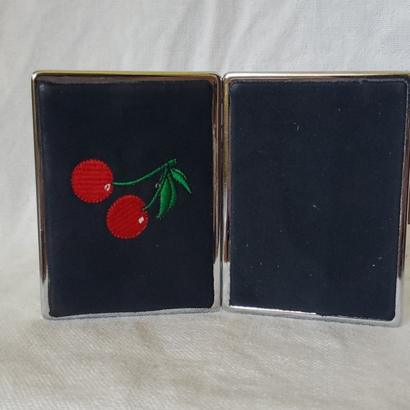 Embroidered Cherry ID Holder 🍒 - Picture 3 of 10